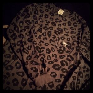 VS PINK long sleeve shirt